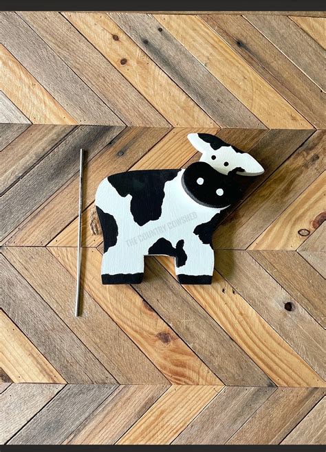 cow yard stakes|5 AWESOME Ways to Make DIY Garden Stakes .